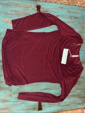 NWT Dear Scarlett Cowl Neck Rouched Top - Womens Size Medium